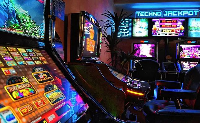 پاکستان میں Genting Casino کا آن لائن کیسینو سیکشن کھولیں۔